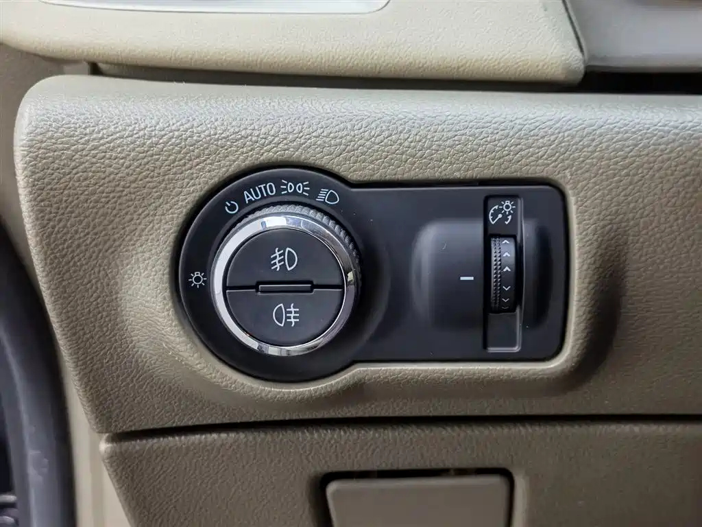BUICK EXCELLE 2013