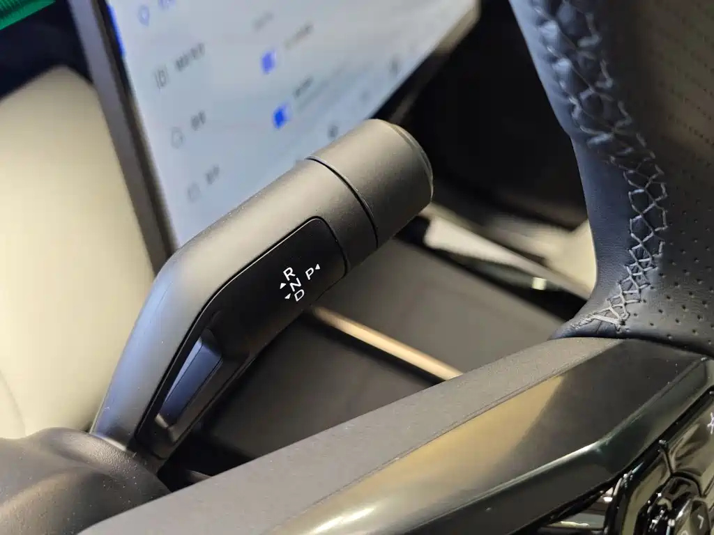 LYNK&CO 08 NEW ENERGY 2025