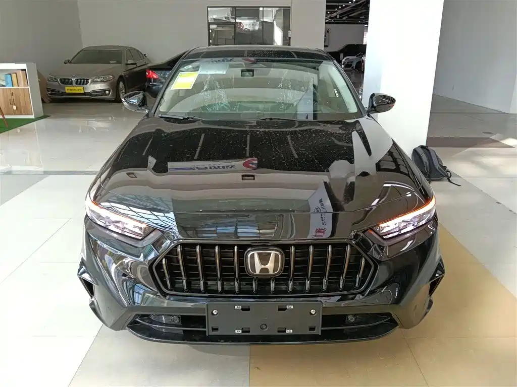 HONDA INSPIRE 2025