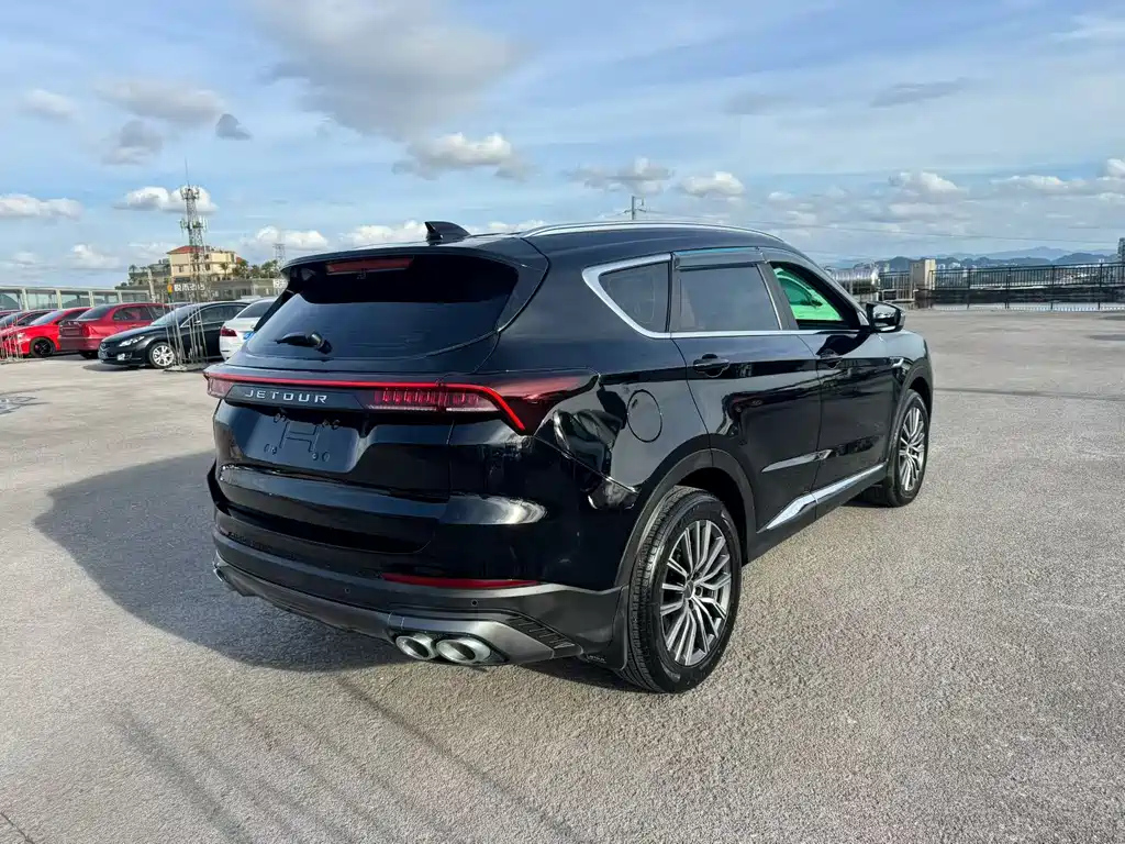 JETOUR X70 PLUS 2023