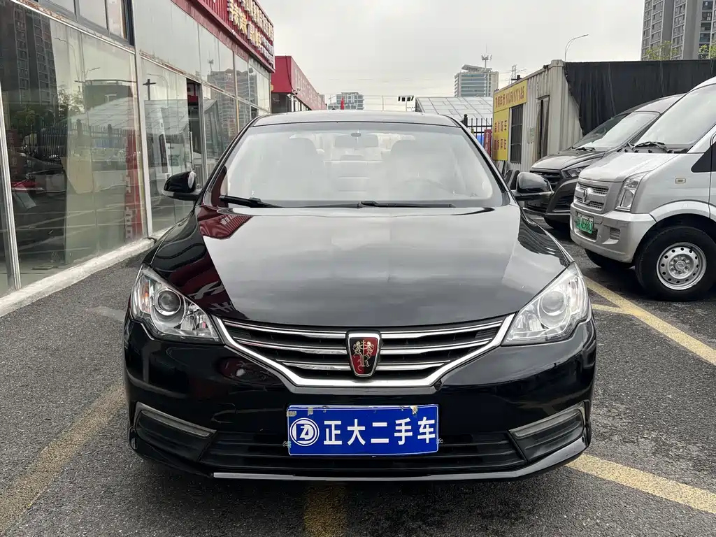 ROEWE 360 2017