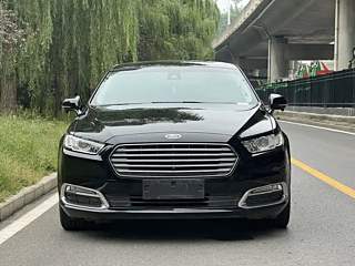 FORD TAURUS 2017