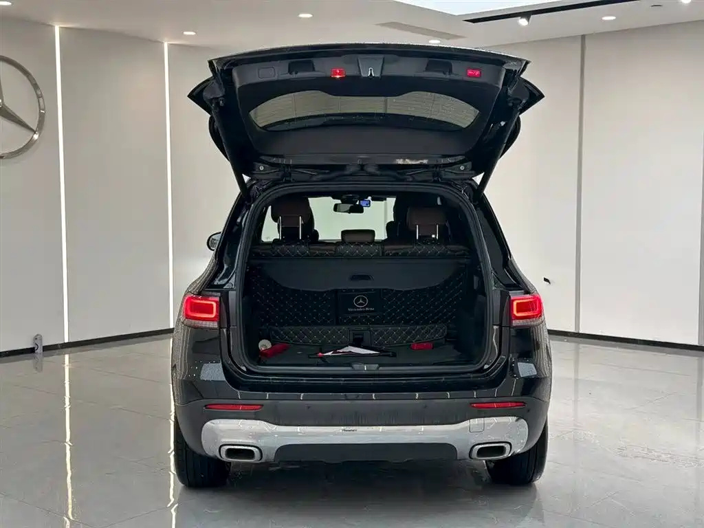MERCEDES BENZ GLB 2021