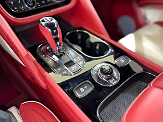 BENTLEY BENTAYGA 2023 YEAR 4.0T V8 ELEGANT EDITION 2023