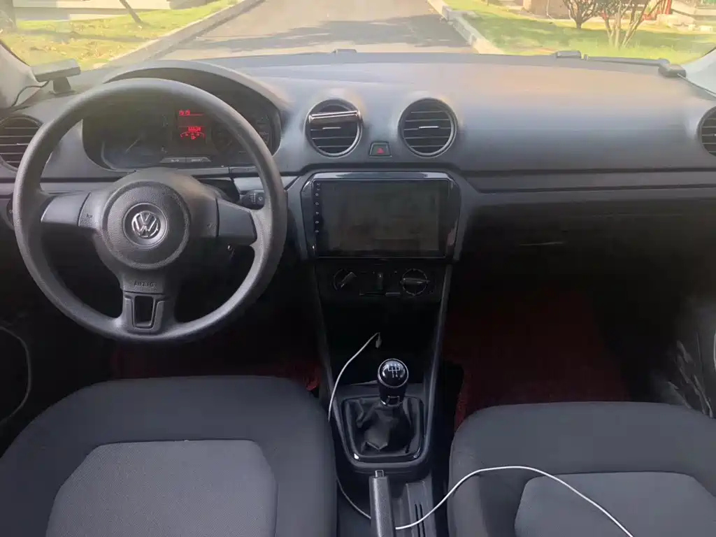 VOLKSWAGEN JETTA 2015