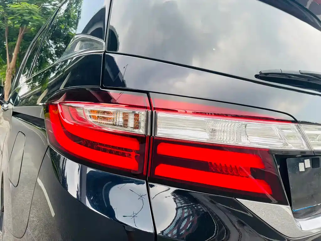 HONDA ODYSSEY 2018