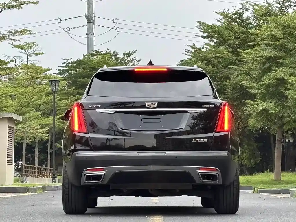 CADILLAC XT5 2020