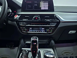BMW M5 2018 YEAR M5 2018