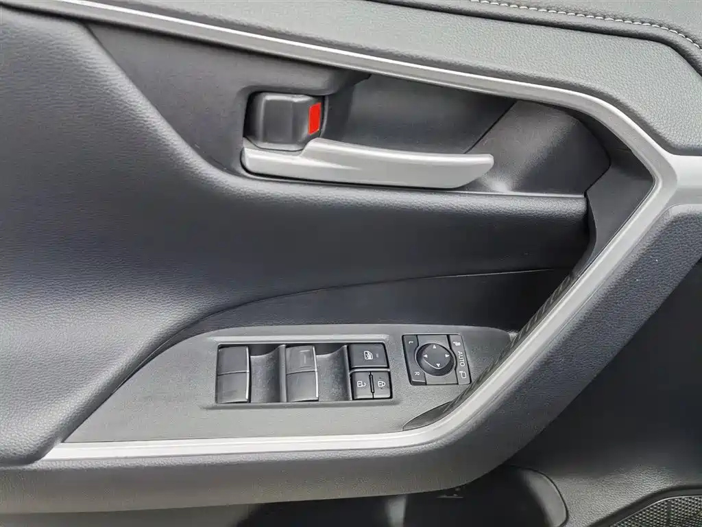 TOYOTA WILDLANDER 2023