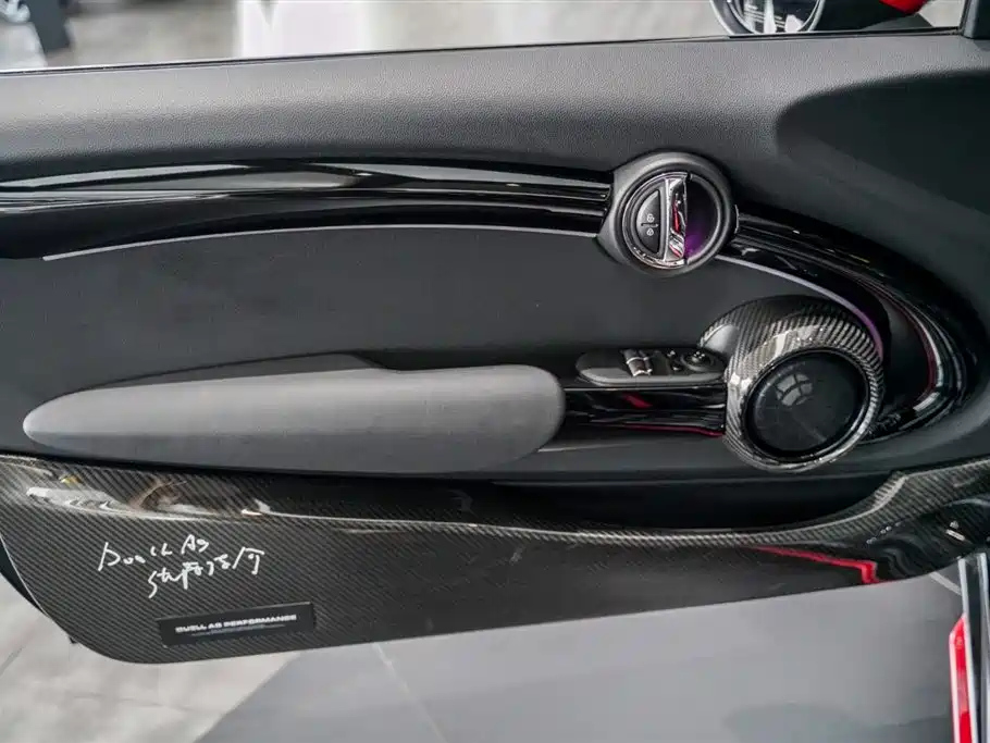 MINI JCW 2022