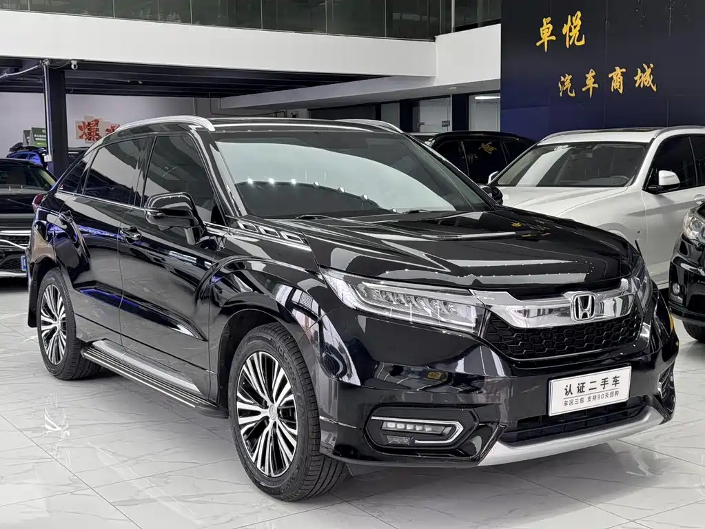 HONDA AVANCIER 2018