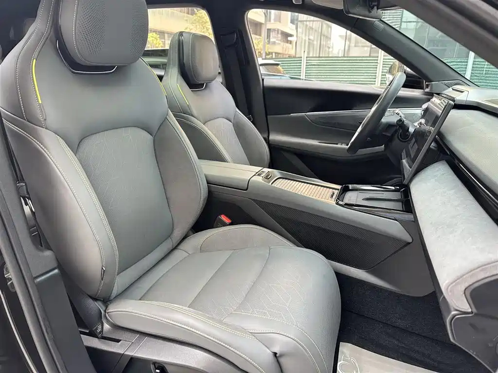 LYNK&CO 08 NEW ENERGY 2024