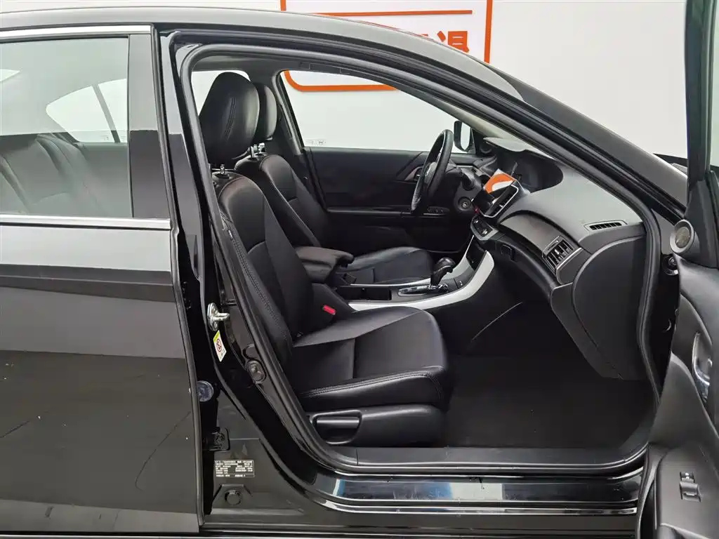 HONDA ACCORD 2015