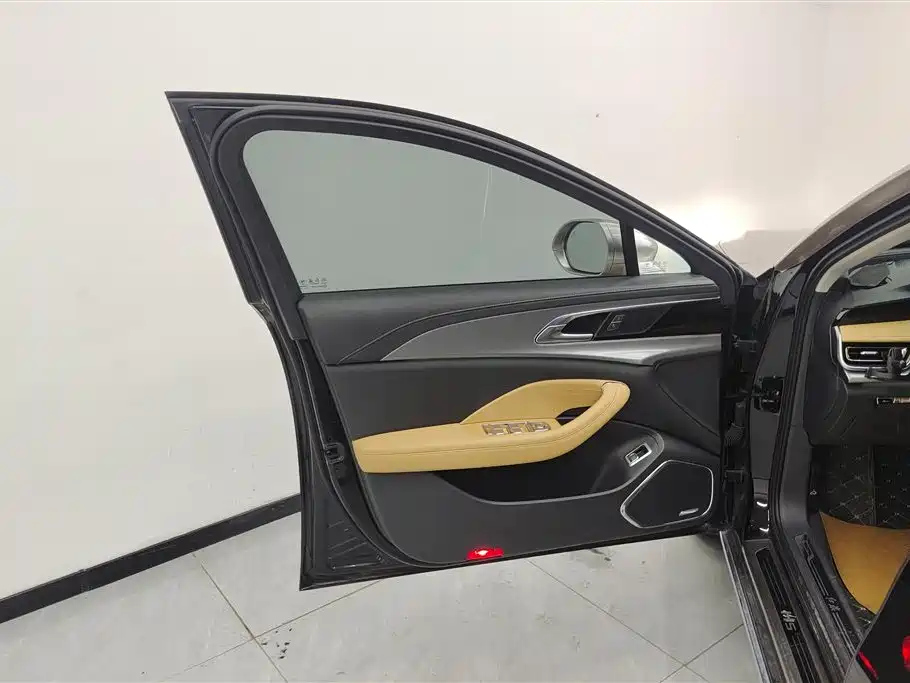 HONGQI H5 2023
