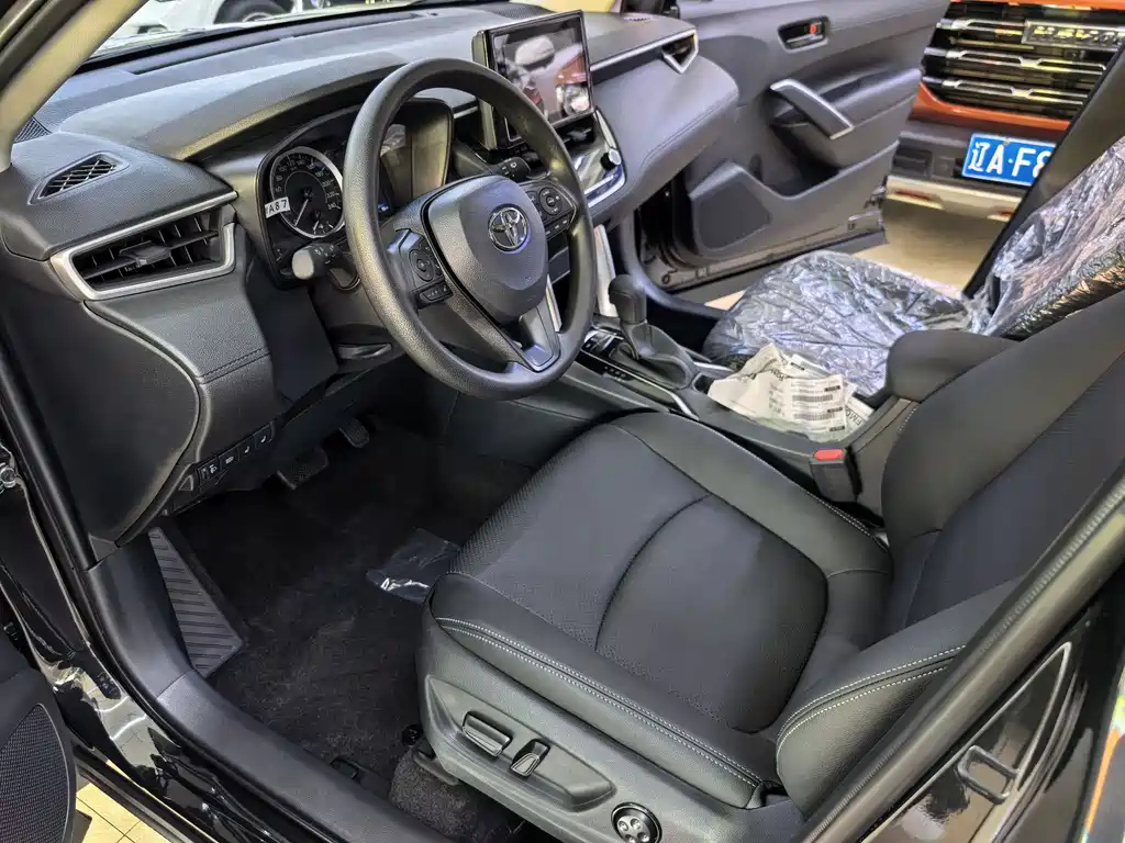 TOYOTA COROLLA CROSS 2022