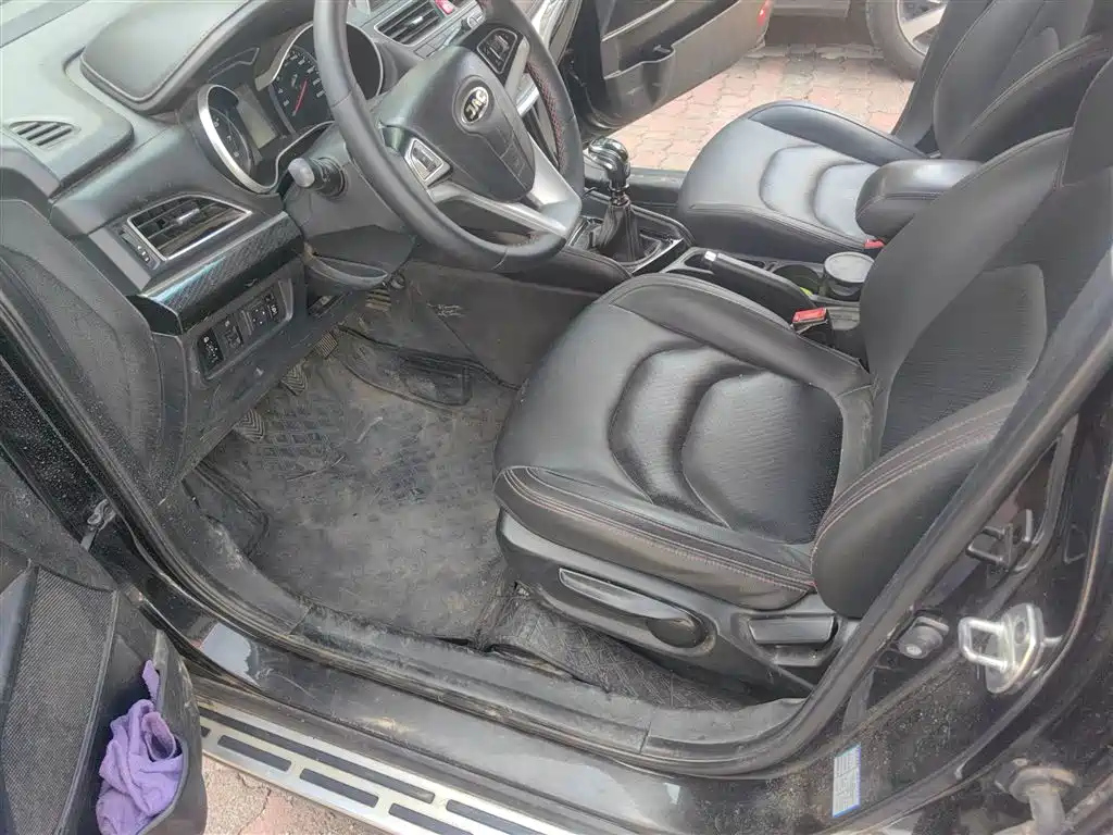 JAC REFINE S3 2017