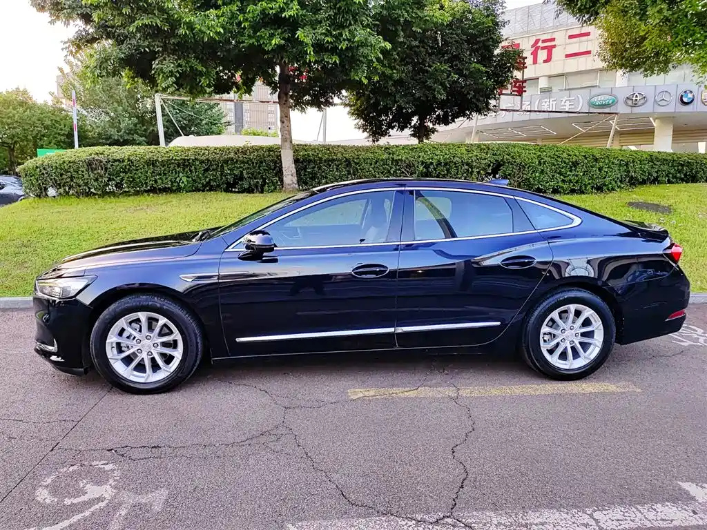 BUICK LACROSSE 2022