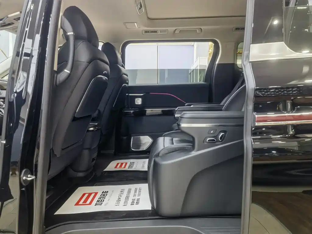 HONGQI HQ9 2023