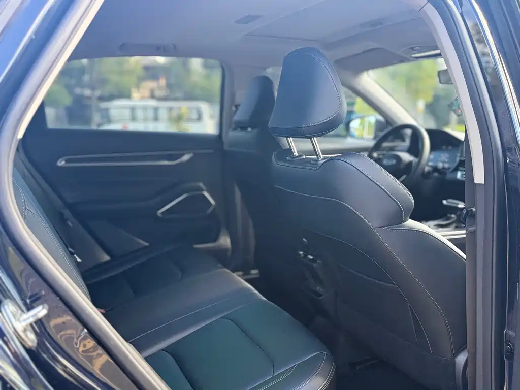 GEELY AUTO EMGRAND 2022