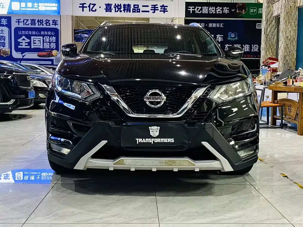 NISSAN QASHQAI 2019