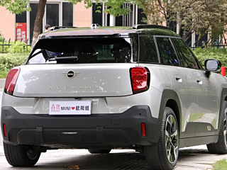 MINI OTHER  2024 YEAR E CLASSIC 2024