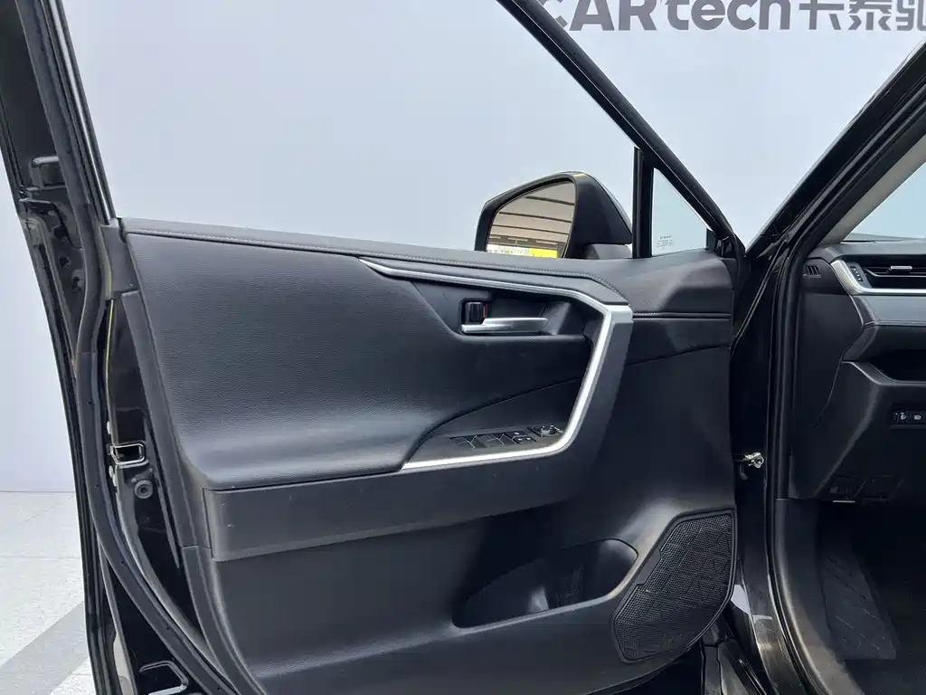 TOYOTA WILDLANDER 2022