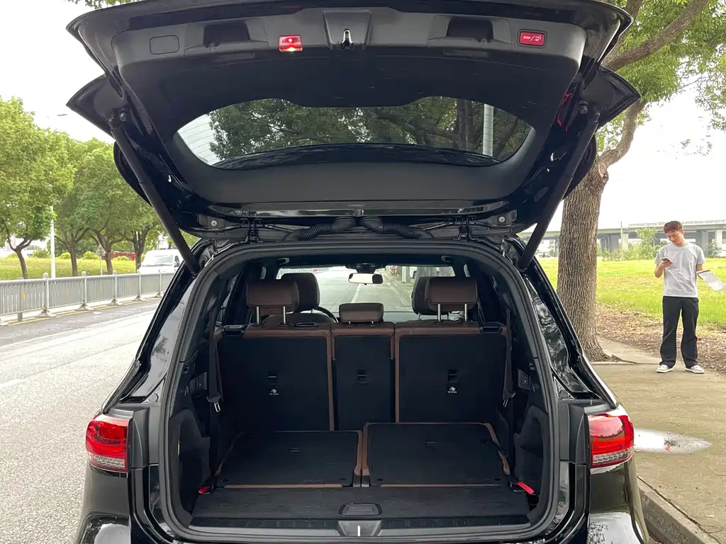 MERCEDES BENZ GLB 2021