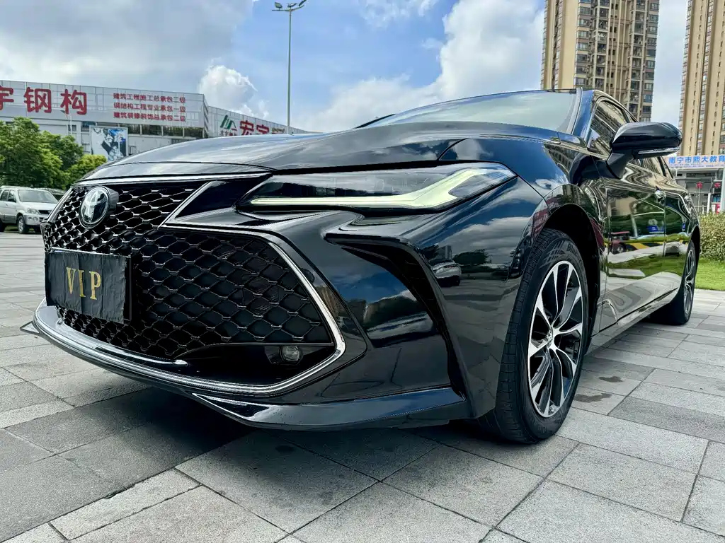 TOYOTA AVALON 2023