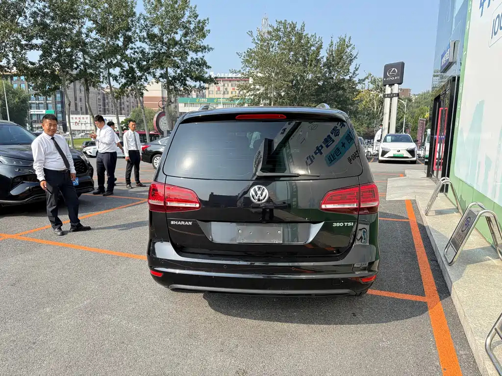 VOLKSWAGEN SHARAN 2017