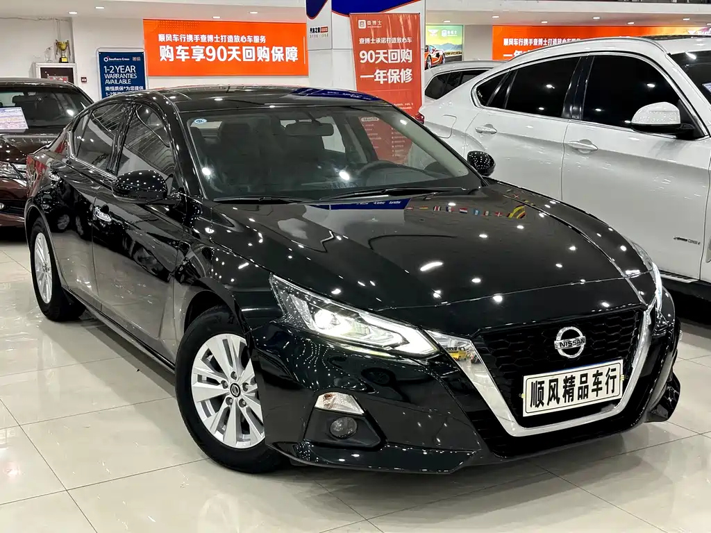 NISSAN TEANA 2019