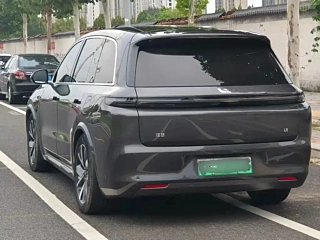 LI AUTO L8  2024 YEAR PRO 2024
