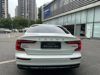 VOLVO S60  2021 YEAR T4  DELUXE EDITION 2021