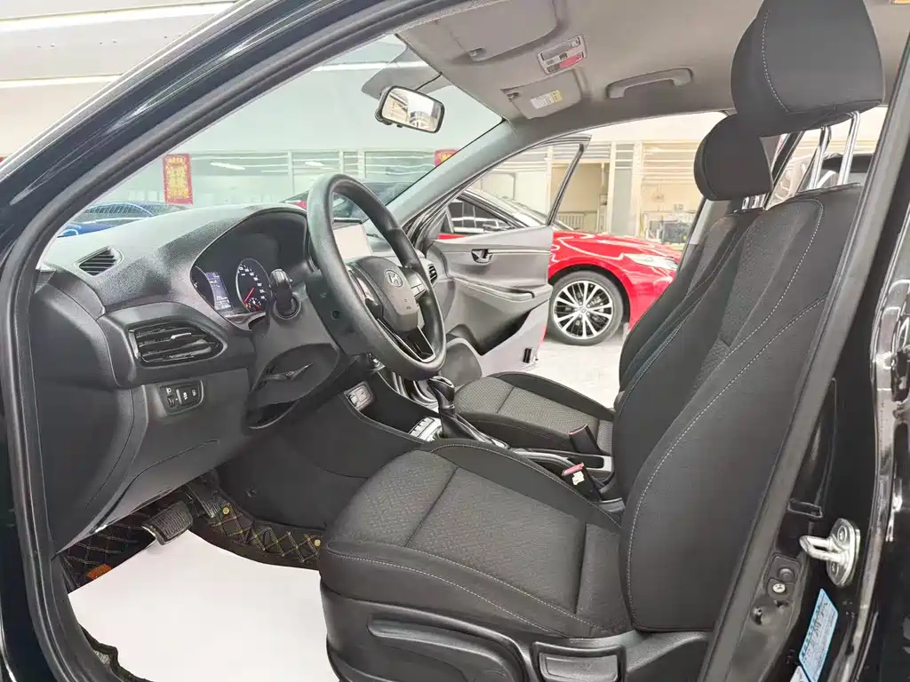 HYUNDAI CELESTA 2018