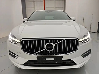 VOLVO XC60 2021