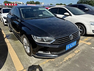 VOLKSWAGEN MAGOTAN 2017