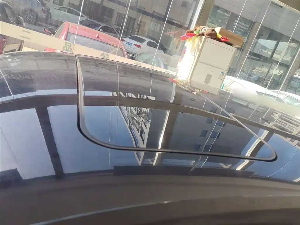 VOLKSWAGEN LAVIDA 2016