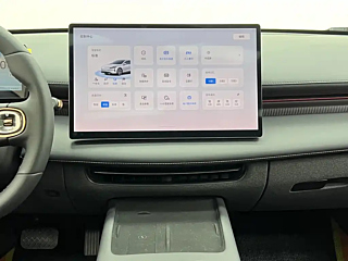 BAO JUN &#20139;&#22659;  2025 YEAR E-POWER 600KM DELUXE EDITION 2025