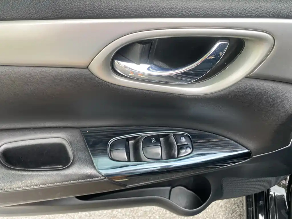 NISSAN SYLPHY 2021