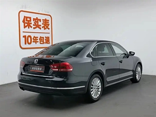 VOLKSWAGEN PASSAT 2014