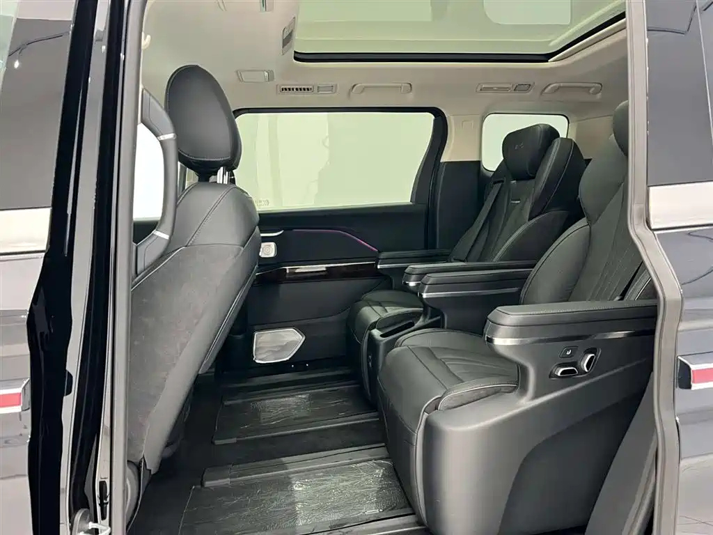 HONGQI HQ9 2023