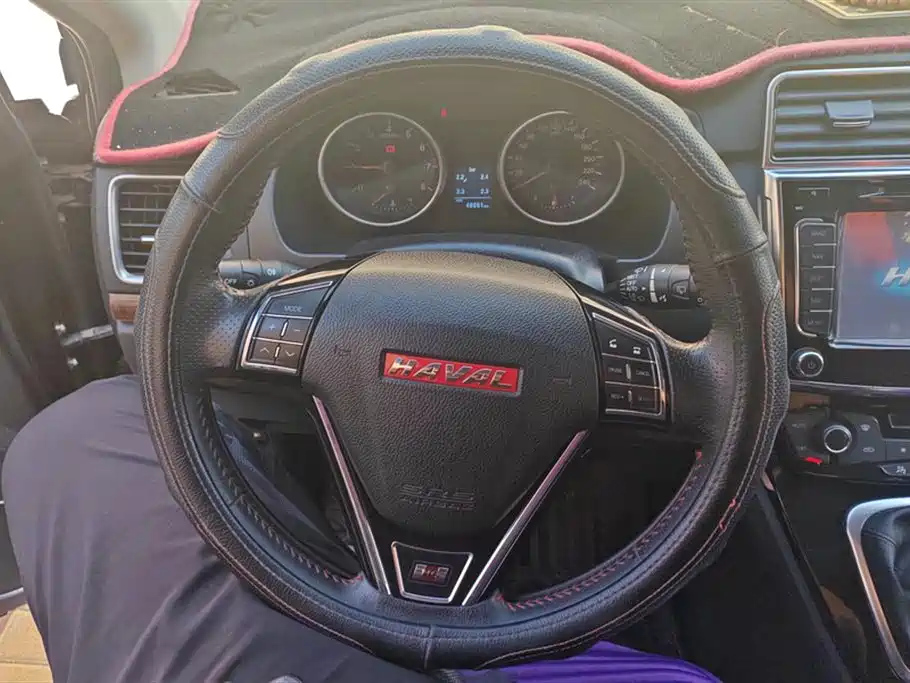 HAVAL H6 2015