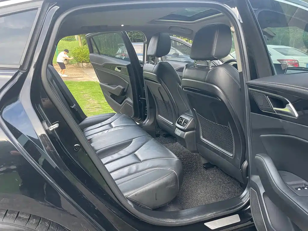 HONGQI H5 2020