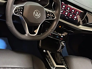 VOLKSWAGEN PASSAT 2022 YEAR 330TSI DELUXE EDITION 2022