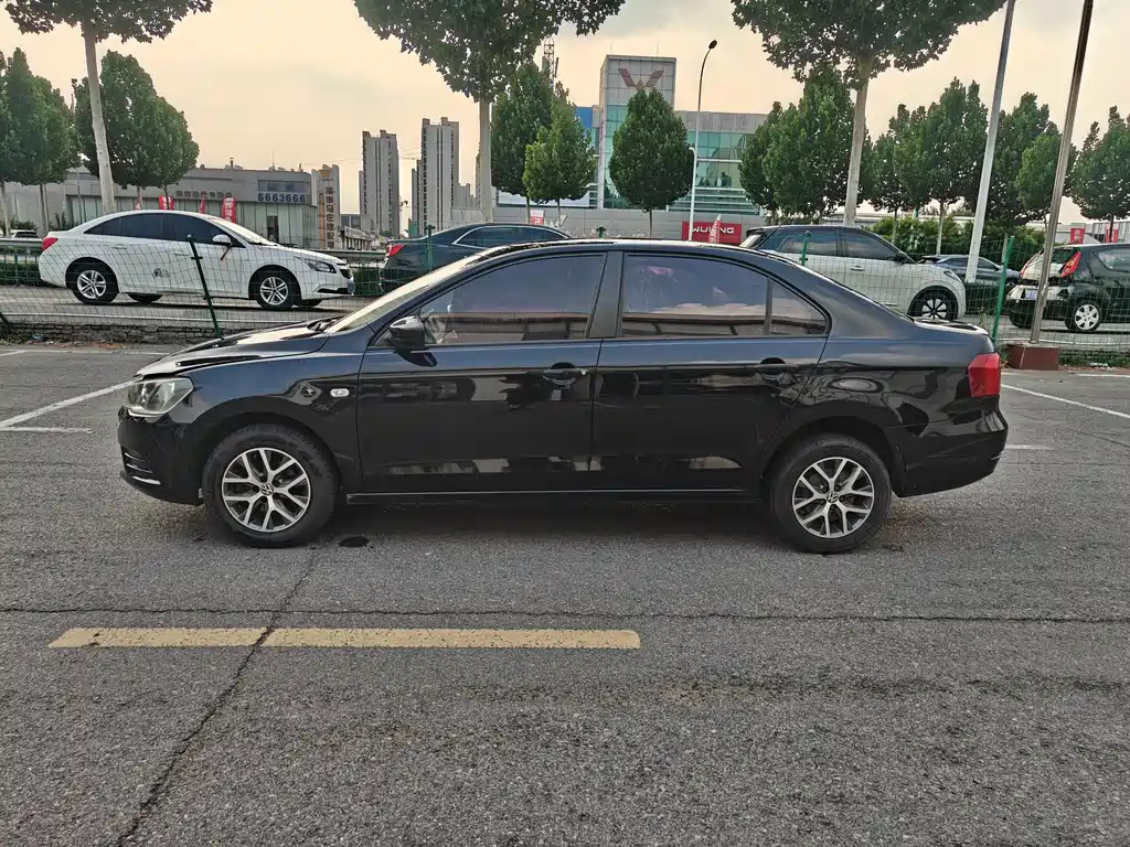 VOLKSWAGEN JETTA 2015
