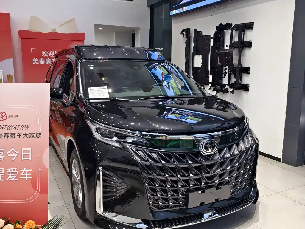 TOYOTA SIENNA SIENNA 2025