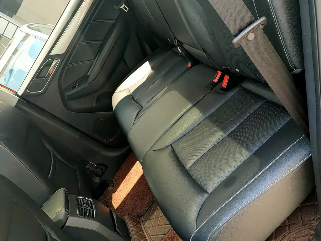 ROEWE RX5 2016