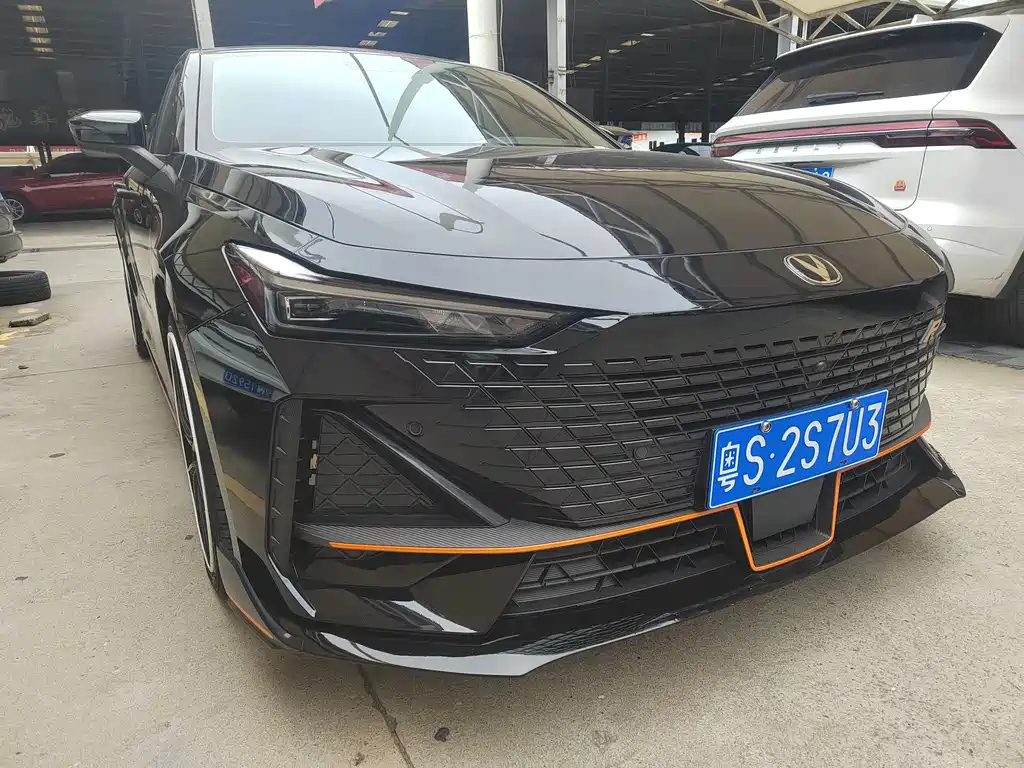 CHANGAN UNI-V 2023