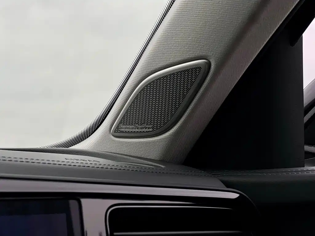 VOLKSWAGEN MAGOTAN 2025