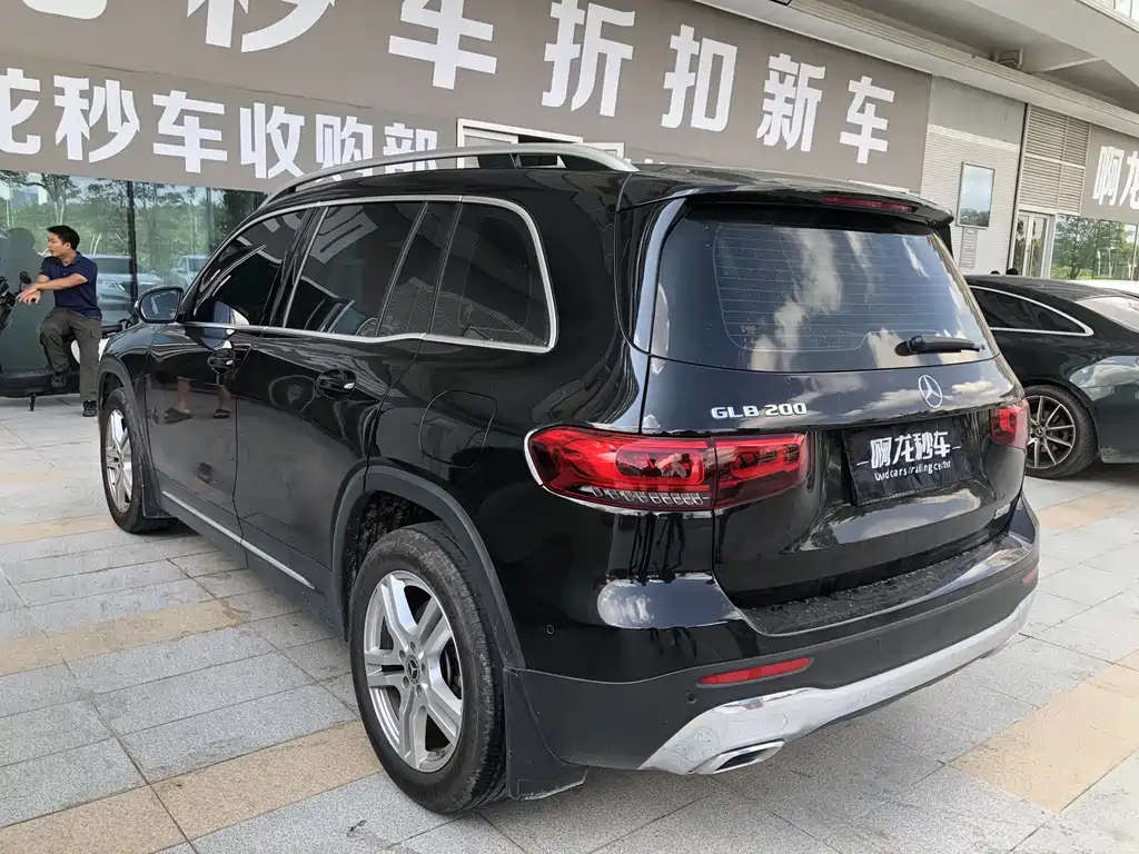 MERCEDES BENZ GLB 2022