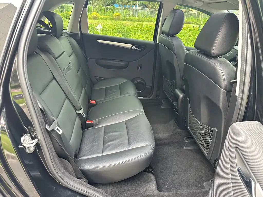 MERCEDES BENZ B-CLASS 2009